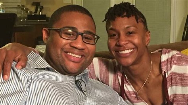 Tamika Smith- Husband, Love Life, Married, Net Worth